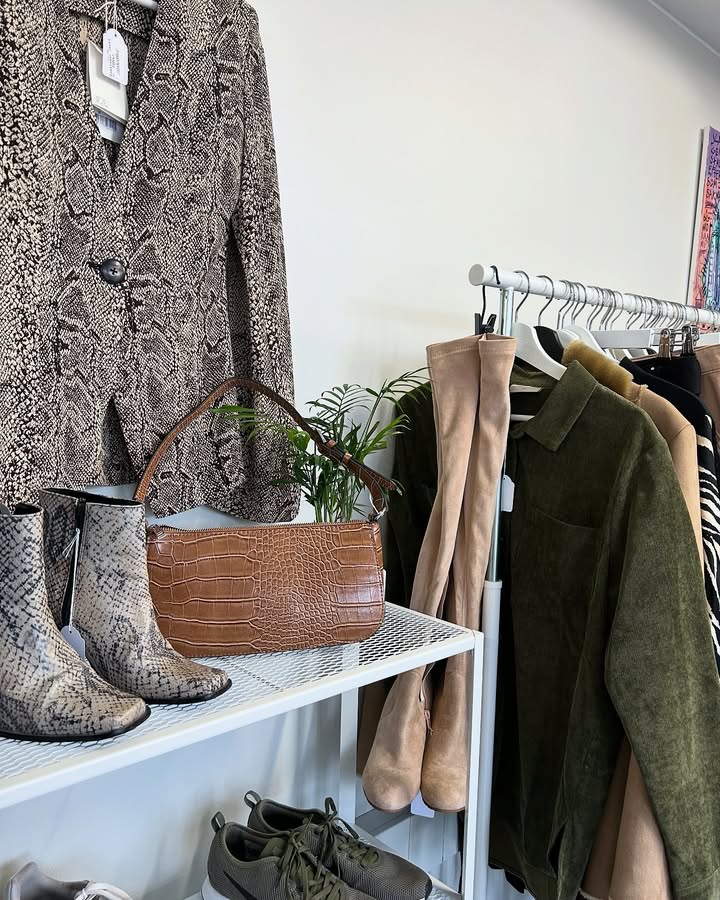Vestium Second Hand Butik Damkläder.jpg