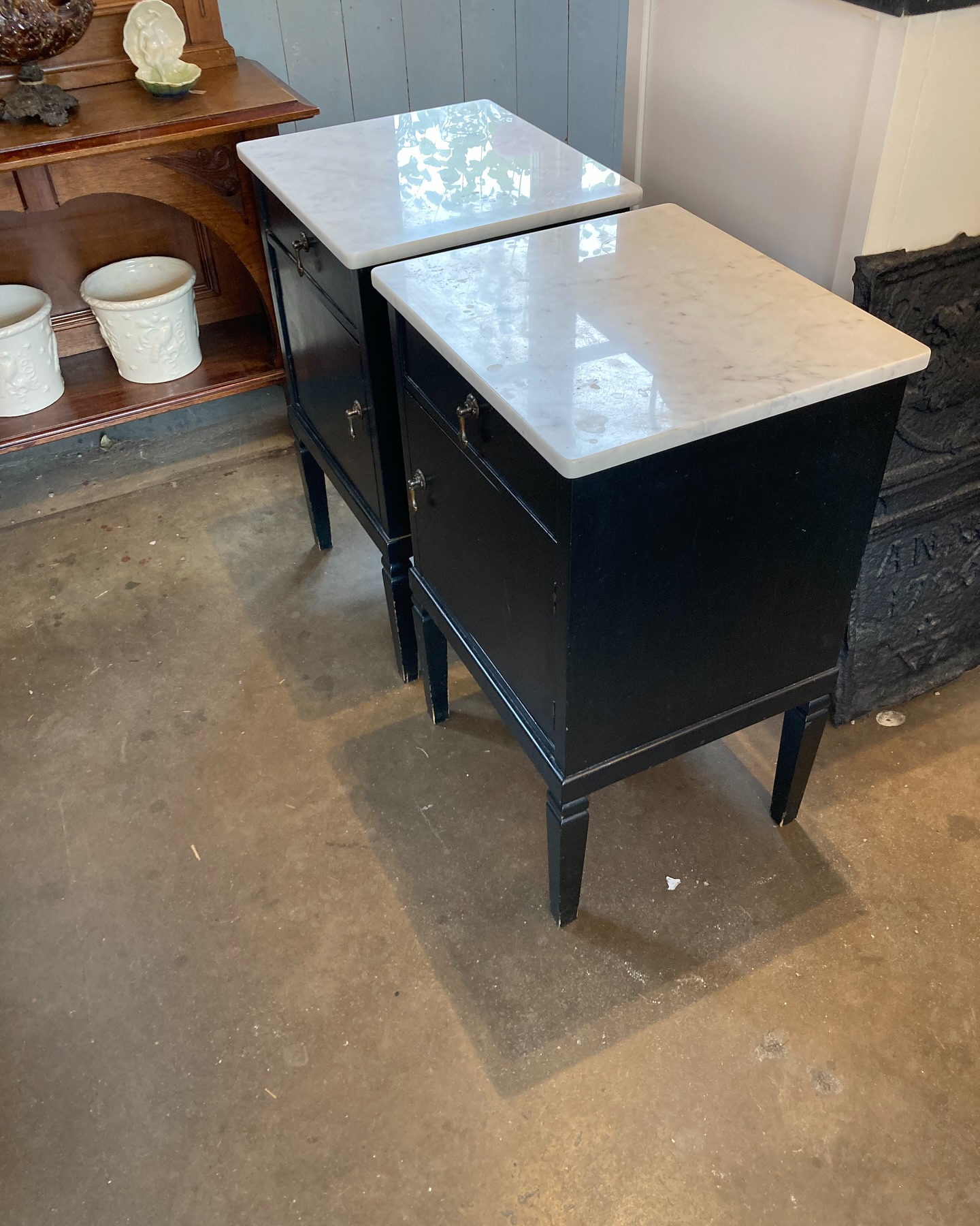 DecoRay Second Hand Möbel.jpg