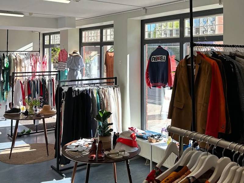 Så driver Josephine Vestium Second Hand i Stockholm